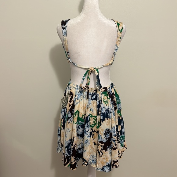 Agua Bendita Gillian Cardumen Floral Print Cutout Mini Dress NWT Size Medium - Picture 10 of 16